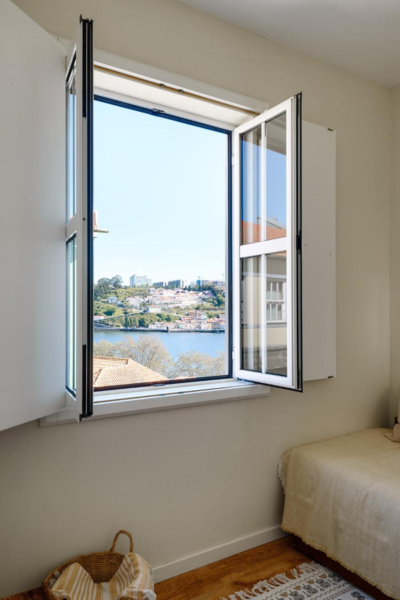 Апартаменты Apartamento Miradouro Do Ouro Порту Экстерьер фото